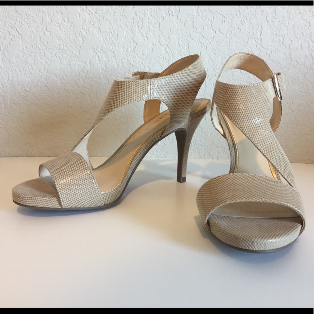 Kelly & Katie nude open toe high heel pumps 8.5